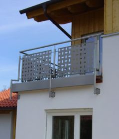 Balkonbrüstungen 28.jpg