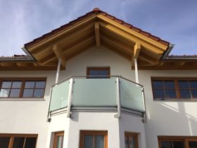 Balkon Milchglas 2.JPG